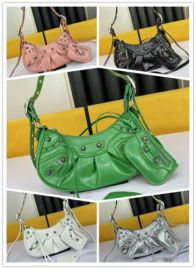 Picture of Balenciaga Lady Handbags _SKUfw109903160fw